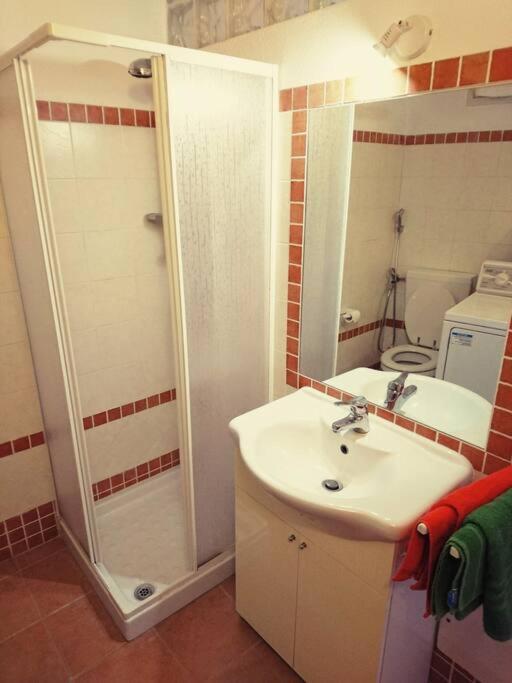 Monolocale La Maddalena Apartment Ла Мадалена Екстериор снимка
